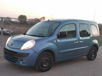 Autoturism RENAULT KANGOO foto