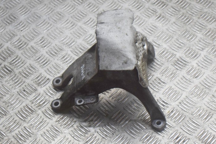 Suport motor dreapta AUDI A4 8W2, B9 2018 OEM: 8W0199308A | 13444946