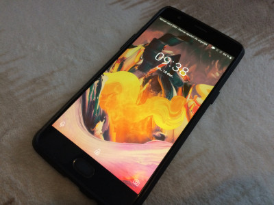 SMARTPHONE ONEPLUS 3T :OCTACORE,6 GB RAM,64 GB STOCARE,ANDROID 9.0.CITITI ANUNT! foto