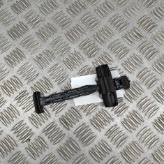 Limitator ușă dreapta față TESLA MODEL Y 2022 OEM: 1500682-00-B 26252466