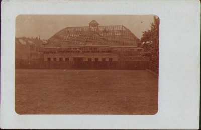 HST P1603 Poză antebelică casă &amp;icirc;n construcție foto