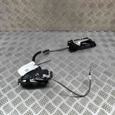 &Icirc;ncuietoare ușă dreapta față PEUGEOT 2008 II 2024 OEM: 9844455580,98201552VV 27952756