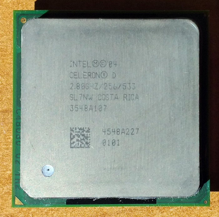 INTEL Celeron D 335 - 2,8 GHz / FSB 533 MHz / socket 478