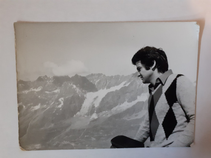 Fotografie dimensiune CP cu bărbat din Italia la munte