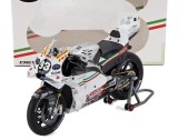 Model NZG MotoGP - Ducati GP23 Marc Marquez 1:12 - edice San Marino GP - 1:12 ( d&eacute;lka cca 19 cm )