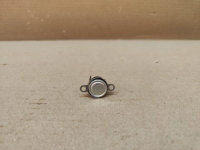 termostat de siguranta Cuptor electric Whirlpool AKP 738NB / C87 foto