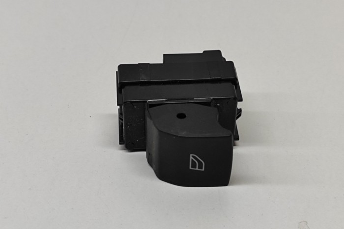 Buton geam ușă st&acirc;nga față VOLVO XC40 536 2021 OEM: 31456060 22268589