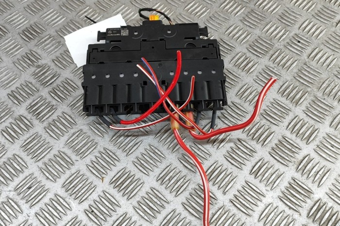 Modul panou de siguranțe MERCEDES-BENZ C W206 2024 OEM: A2235408444 | 31777636