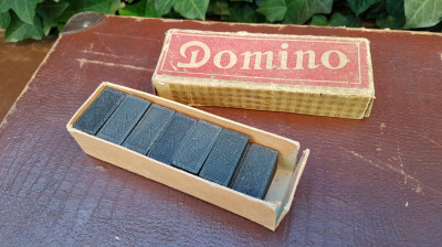 Joc romanesc vechi din perioada comunista, Domino foto