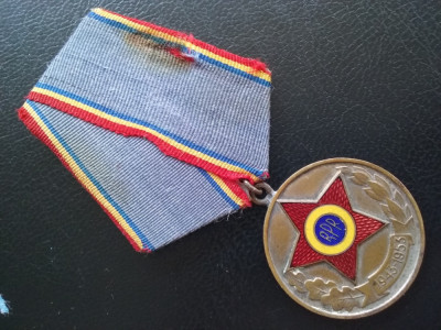 1953-A X-a aniversare a fortelor armate ale R.P.R.-medalie foto