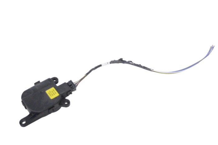 Motoras clapetă aeroterma SSANGYONG TIVOLI 2016 OEM: 4526-2040,15E01-0529 22085654