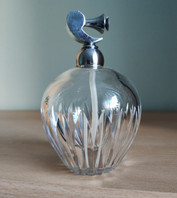 Sticla de parfum, cristal Baccarat cu marcaj - foto