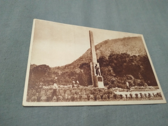 CARTE POSTALA -ORASUL STALIN MONUMENTUL EROILOR SOVIETICI NECIRCULATA