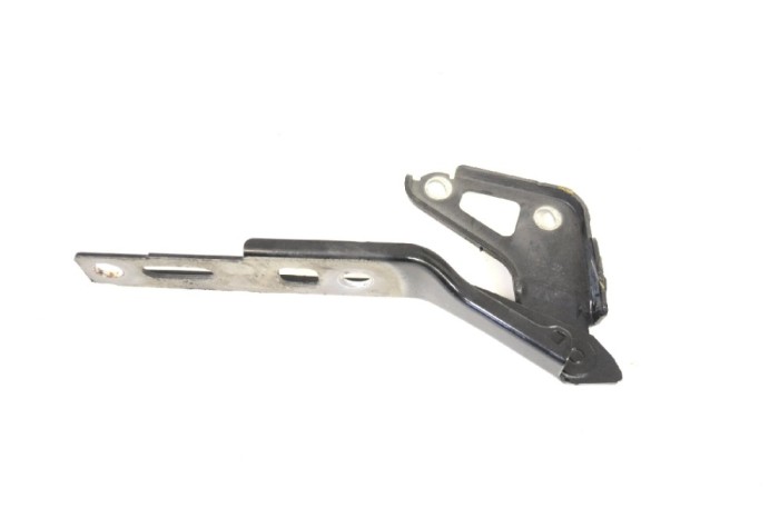 Balama capota st&acirc;nga față AUDI Q7 4L 2007 OEM: 4L0823301 10953467
