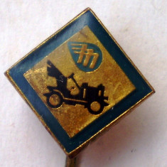 I.633 INSIGNA STICKPIN AUTOMOBIL AUTO MOTO CEHOSLOVACIA MOTOTECHNA 10mm