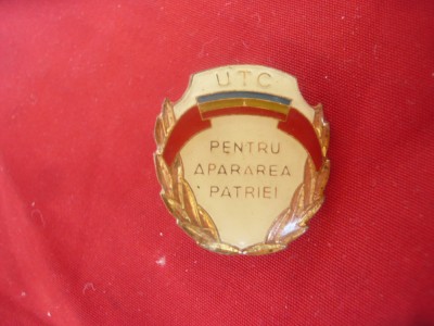 Insigna UTC - Pentru Apararea Patriei - h= 2,4 cm , metal si email foto