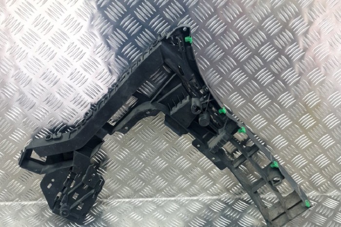 Suport bara de protecție st&acirc;nga spate VOLVO XC90 II 2018 OEM: 31407730 11399673