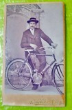 G221-I-Foto CDV- Biciclist-bicicleta veche anii 1900 carton gros stare f. buna.