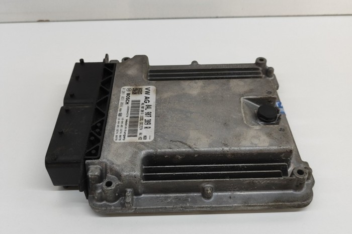 Unitate de control motor VW PASSAT Variant B8 3G5 2016 OEM: 04L907309R,0281031066,1039S84578 28330396