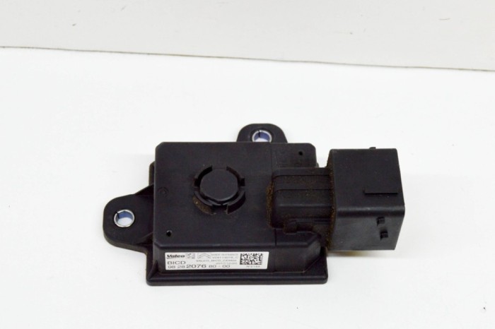 Alt modul de control PEUGEOT 3008 SUV 2018 OEM: 9828207680,V29113076,V29014499 | 17193056