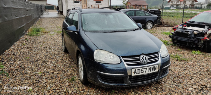 Dezmembrez Volkswagen Golf 5 variant