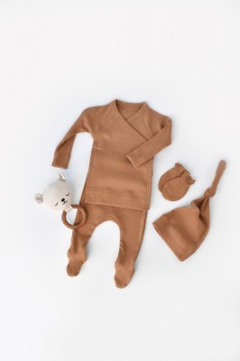 Set 4 piese: bluza, pantaloni, caciulita si manusi din bumbac organic si modal - Maro, BabyCosy (Marime: 3-6 Luni) foto