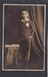 Fotografie tip Carte Postala - 1931 tanar elegant - atelier foto Technica fost Emil Heiter Petrosani Hunedoara, Necirculata