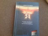 Annie Jacobsen - Zona 51 CARTONATA