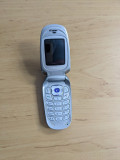 Samsung X640 Telefon cu Clapa Vintage de Colectie Display Carcasa Acumulator, Gri, Neblocat