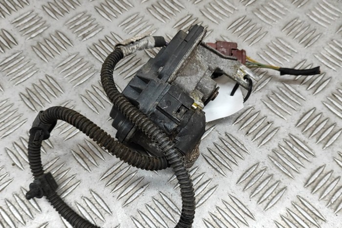 Motor supapa de eșapament VW GOLF VII 5G1, BQ1, BE1, BE2 2014 OEM: 5Q0253691H | 28839938