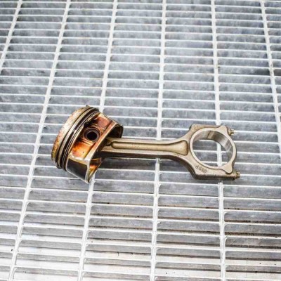 Piston CITRO&amp;Euml;N C3 II 2010 OEM: 0628N2 foto