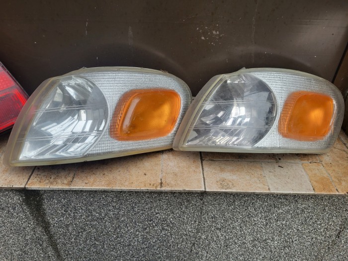 Semnalizare st&acirc;nga Opel Sintra