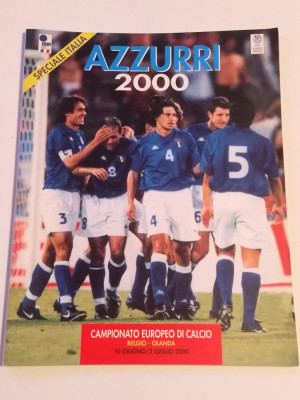 Revista-magazin fotbal-Nationala Italei-Campionatul European Belgia/Olanda 2000 foto