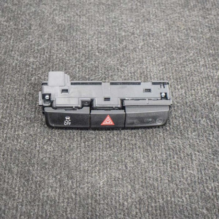 Panou de butoane OPEL MOKKA / MOKKA X 2013 OEM: 95016183 | 10677586