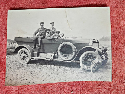 Fotografie, 4 militari cu masina, perioada celui de-al doilea raxboi mondial foto