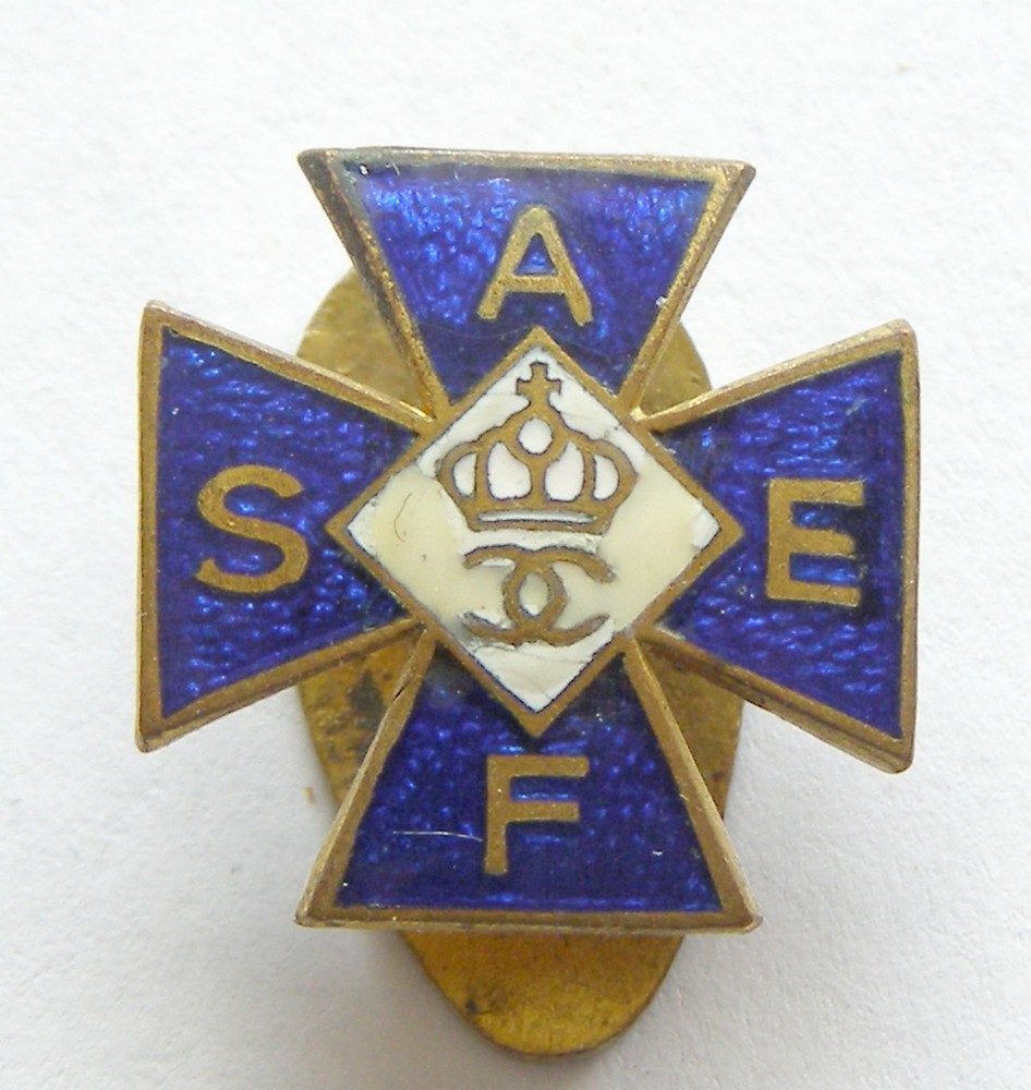 T678 INSIGNA REGALISTA A.E.F.S. PERIOADA ANILOR 1930 REGELE CAROL II,  Romania 1900 - 1950 | Okazii.ro