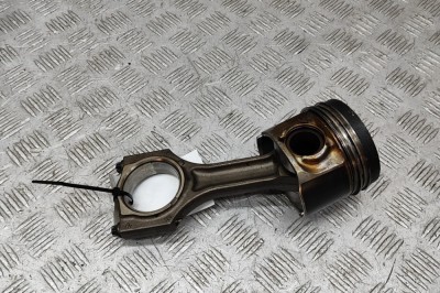 Piston BMW 5 F10 2010 OEM: 7805329,8508023 | 28799371 foto