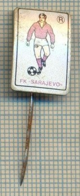 Y 425 INSIGNA- SPORTIVA - FK. SARAJEVO -FOTBAL- IUGOSLAVIA-PENTRU COLECTIONARI foto