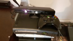 XBOX360 XBOX 360 HDMI coplet + KINECT SENSOR + 1 joc compatibil KINECT SPORT foto