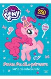 My Little Pony. Pinkie Pie da o petrecere. Carte cu autocolante