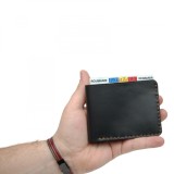 Cumpara ieftin Portofel personalizabil clasic barbati din piele naturala, Hector Young, negru cu detalii maro