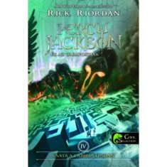 Percy Jackson &eacute;s az olimposziak 4. - Csata a labirintusban - Rick Riordan
