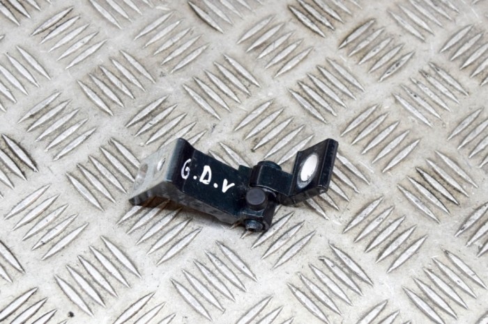 Balama ușă dreapta spate VW TIGUAN AD1 2020 OEM: 8V5833404C 15086424
