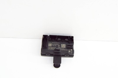 Modul de control ușă dreapta față SKODA OCTAVIA III Combi 5E5 2019 OEM: 5Q4959592K,A2C7678130500 17866536 foto