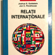 Relatii internationale, Joshua S. Goldstein, Jon C. Pevehouse, stiinte politice