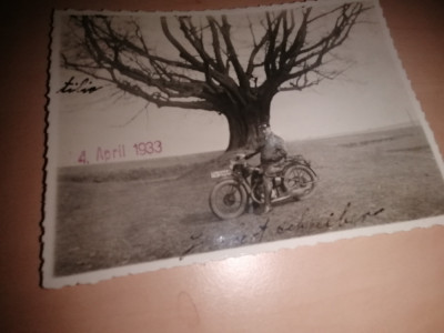 CARTE POSTALA / FOTOGRAFIE VECHE 1933 MOTOCICLETA EPOCA foto