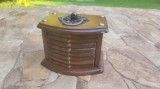 Set suport pahare (coaster) de lemn cu plută, vintage (8 buc. &icirc;n stativ)