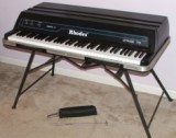 Pian electric Fender Rhodes Mark V Stage 73