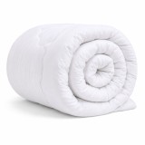 Cumpara ieftin Pilota alba 200x220 cm pentru dormitor, 300 g m &sup2;, microfibra cu fibre siliconice, 4 anotimpuri, antialergica, reversibila, lavabila si compatibila cu