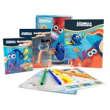 Disney - Szenilla nyom&aacute;ban (f&eacute;mdoboz, benne: 3 k&ouml;nyv, 4 filctoll, poszter &eacute;s matric&aacute;k) - nincs szerző